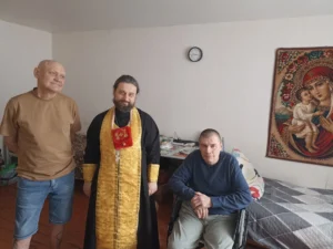 Господь посреди нас!